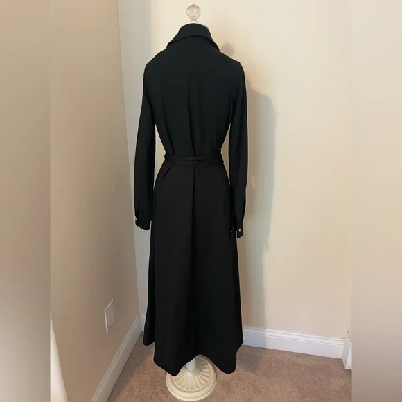 Elegant Black Wrap Dress - Picture 2 of 4